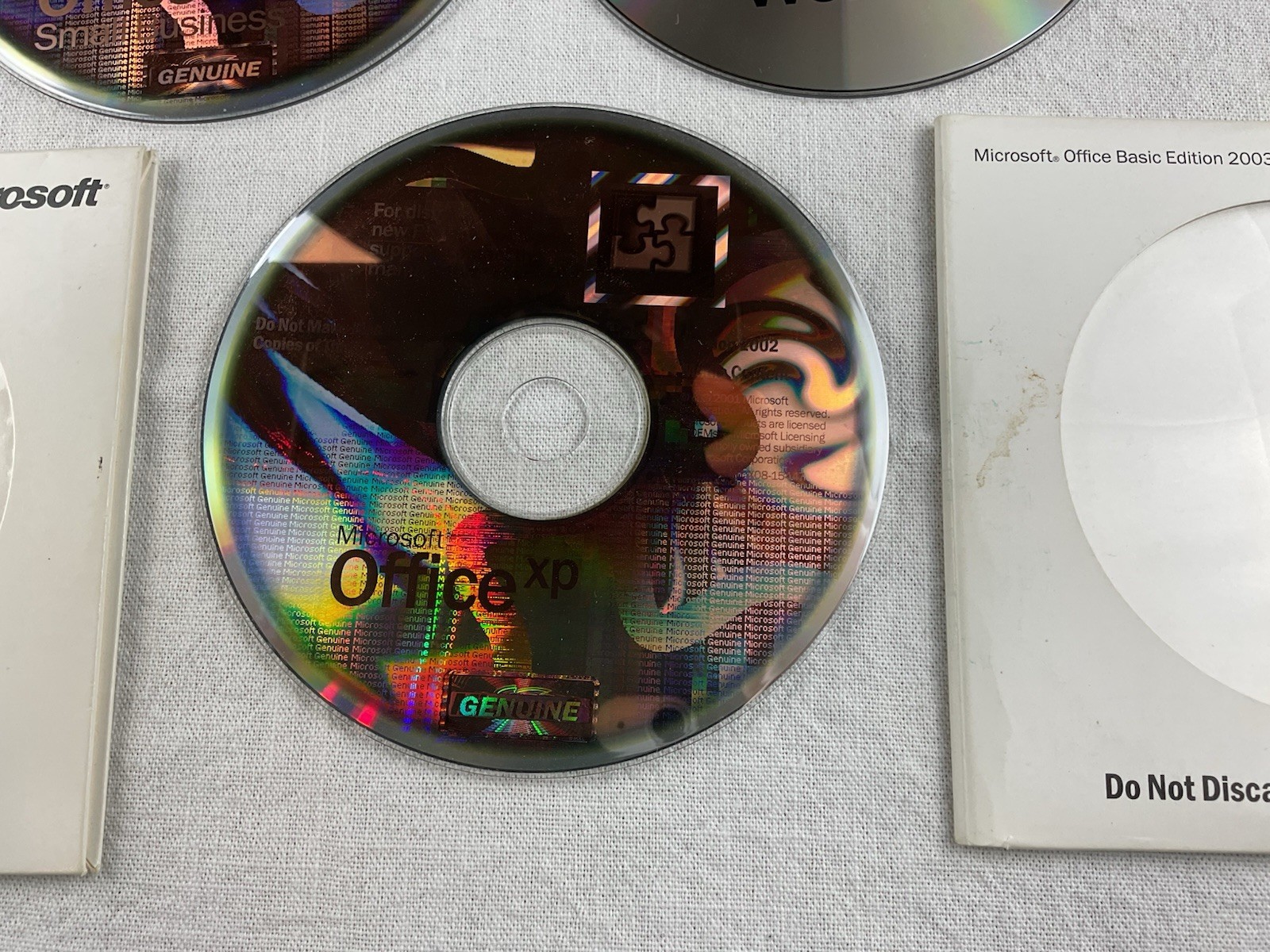 Microsoft Office 2003 Basic Edition With Serial Number & XP Small Business