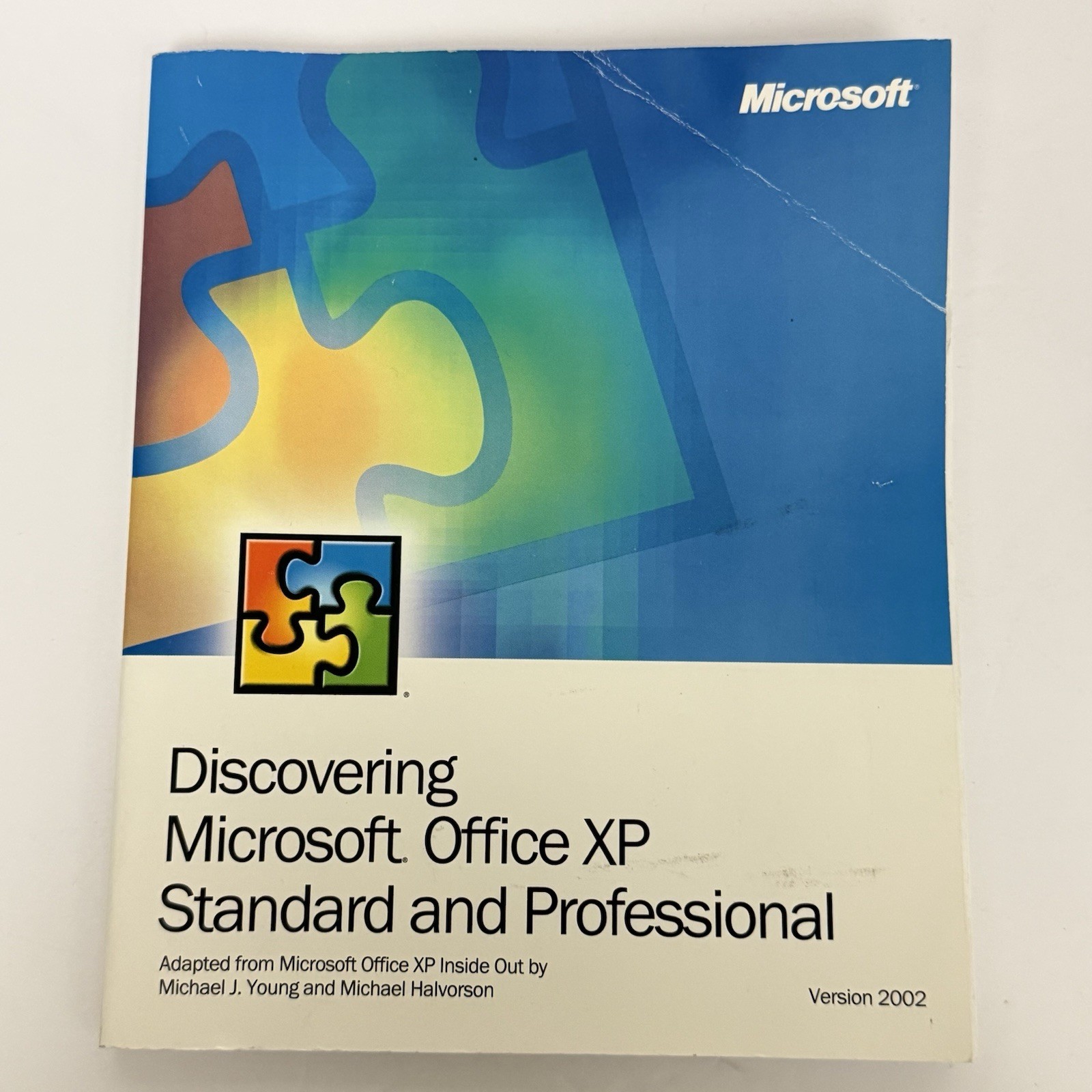 Microsoft Office XP Professional Version 2002 2 Discs with Product Key & Book