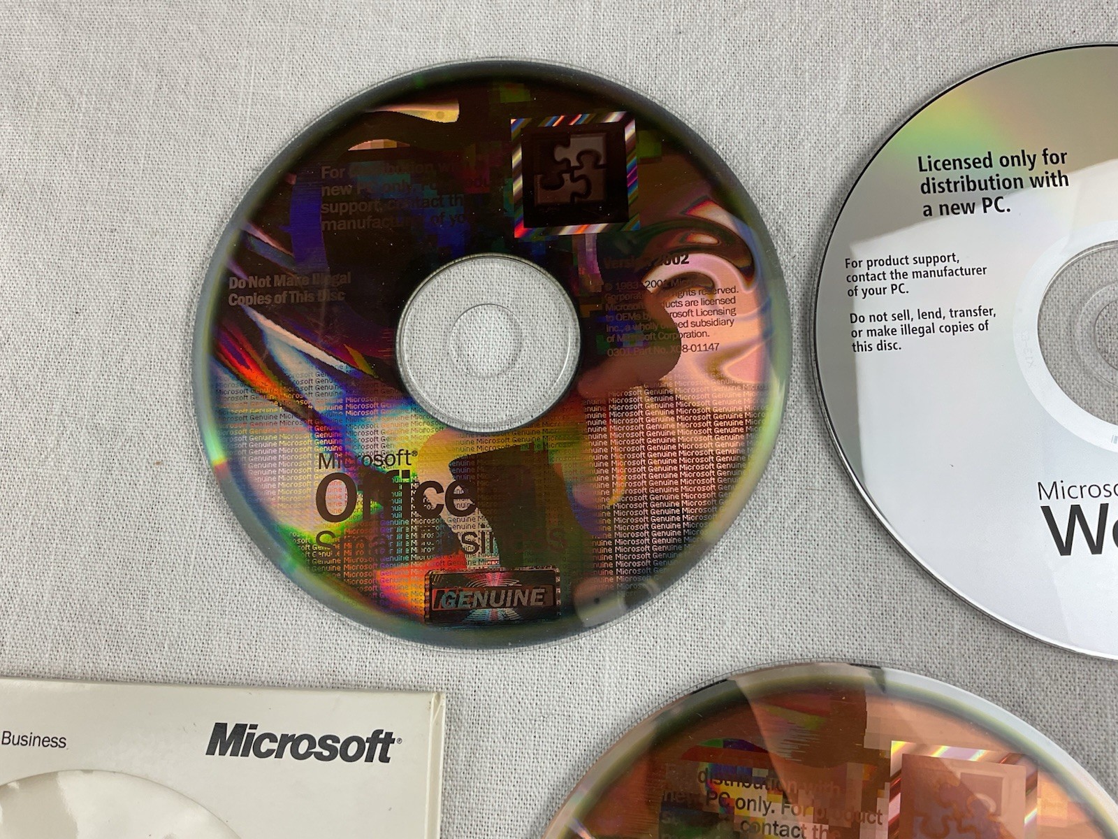 Microsoft Office 2003 Basic Edition With Serial Number & XP Small Business