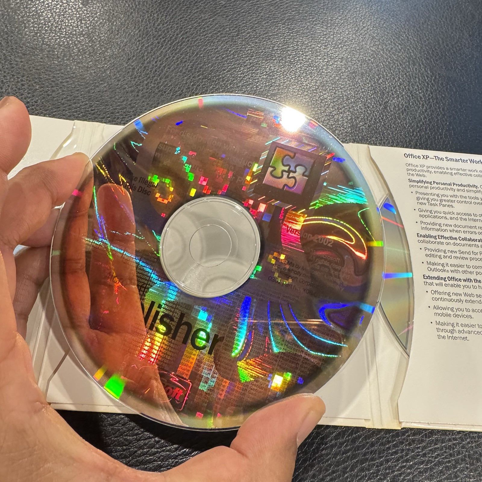 Microsoft Office XP Professional w Publisher Version 2002 w/ Product Key 3 Discs