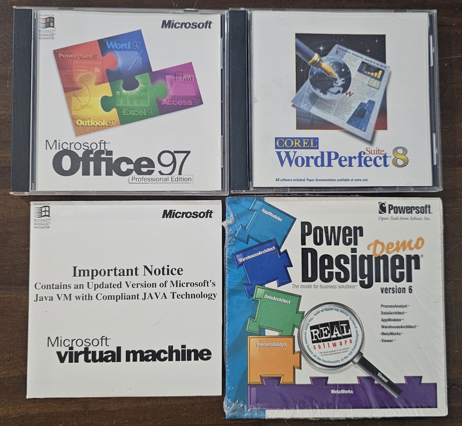 4 PC Programs Microsoft Office 97, Corel Word Perfect 8, Virtual Machine, Demo