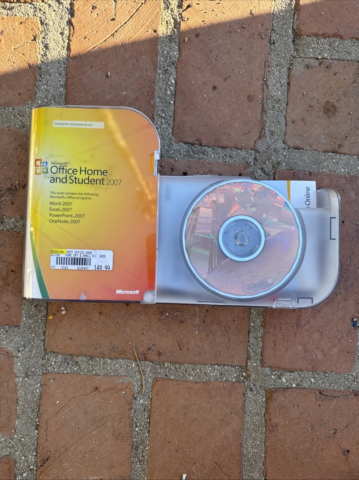 Microsoft Office Home and Student 2007 Word Excel PowerPoint w Key