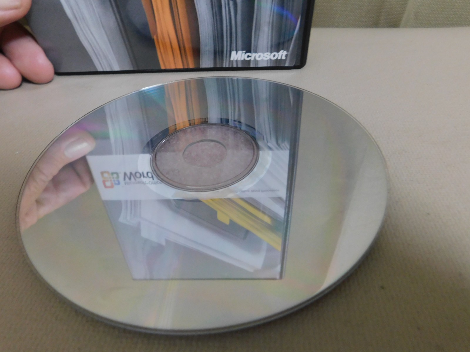 Microsoft Office WORD 2003 Case & Disc with Product Key Disc VGC Clean