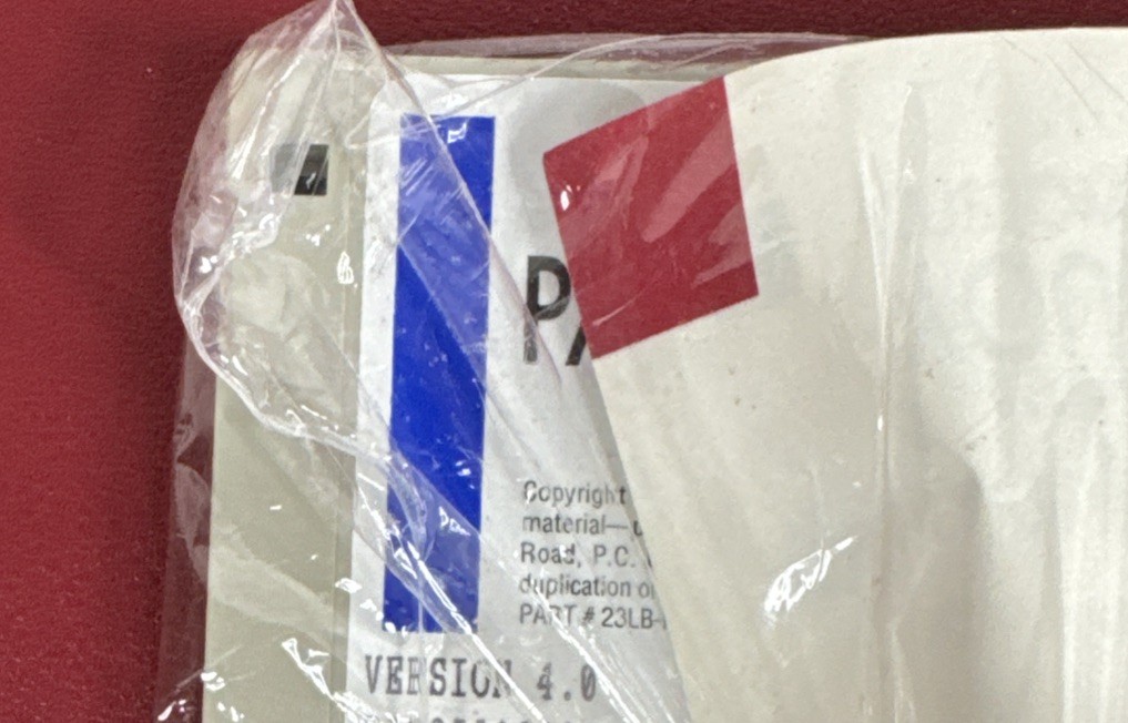 vintage 1992 New, Borland Paradox 4.0 Software, 3.5″ Floppy Disks