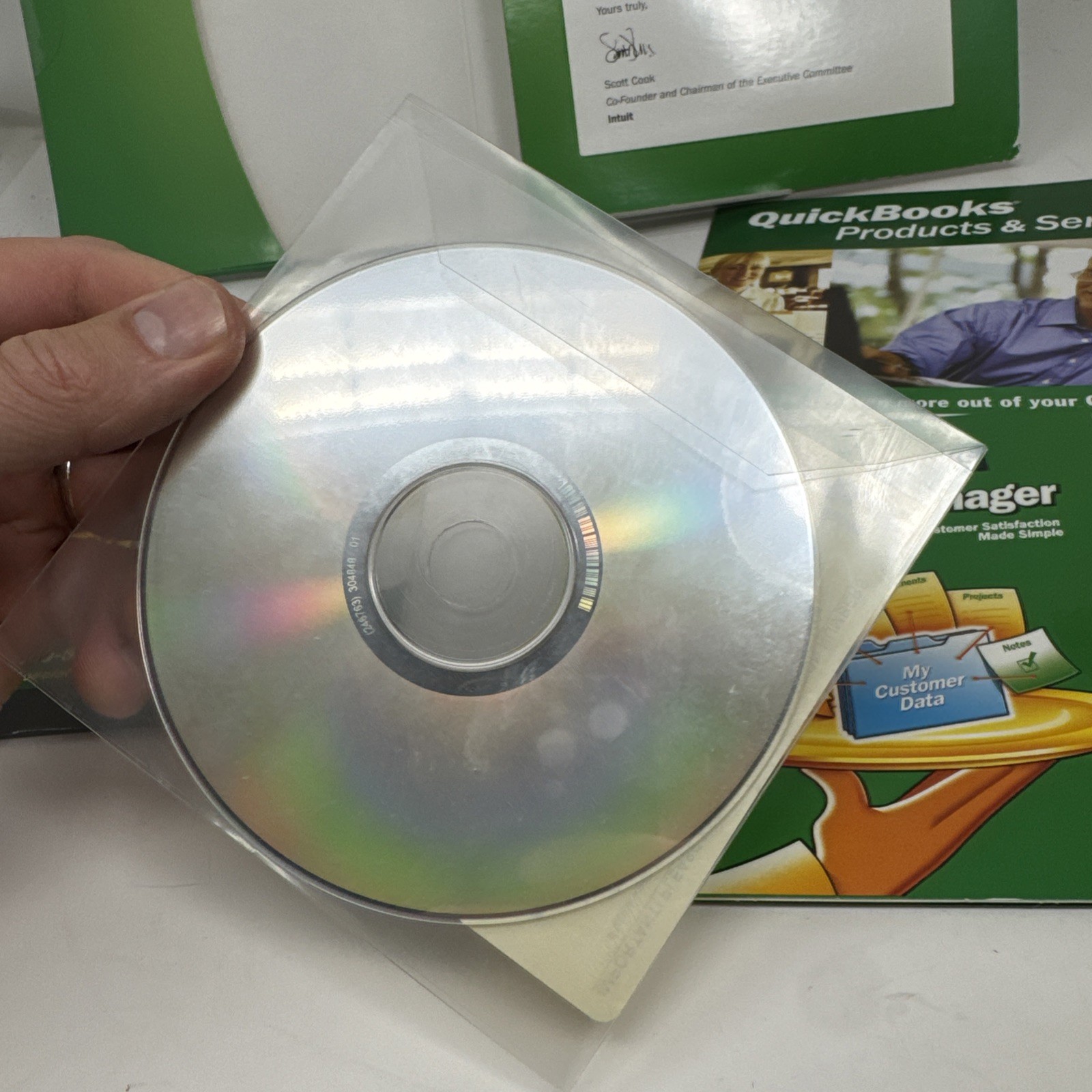Intuit QuickBooks Basic 2005 Small Business Financial + Customer Manager 2.0 Key