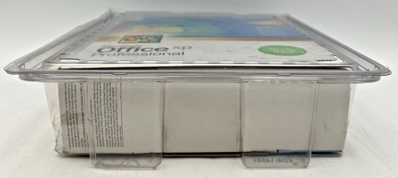 MICROSOFT OFFICE XP PROFESSIONAL CD VERSION 2002 SEALED CLAMSHELL PACKAGING