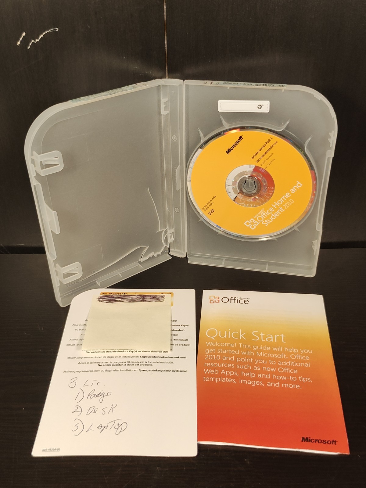 Microsoft Office 2010 Home and Student Family Pack Licensed RETAIL BOX.
