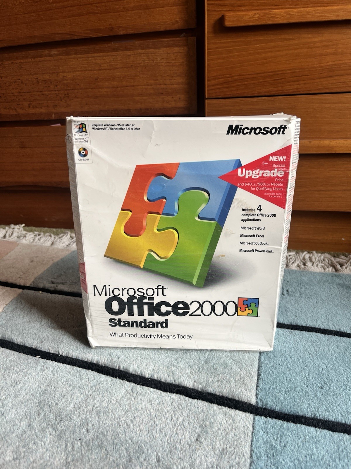 Microsoft Office 2000 Standard Upgrade 021-02651 Windows