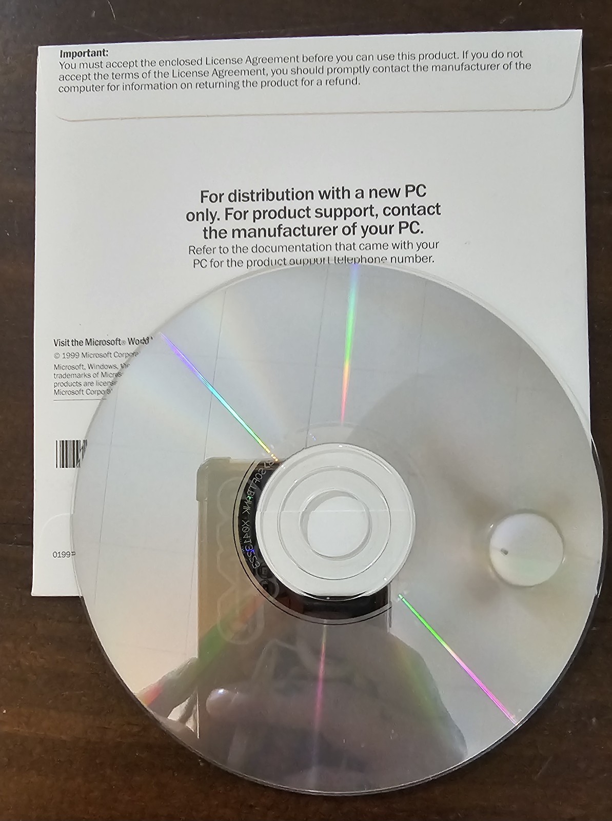 4 PC Programs Microsoft Office 97, Corel Word Perfect 8, Virtual Machine, Demo