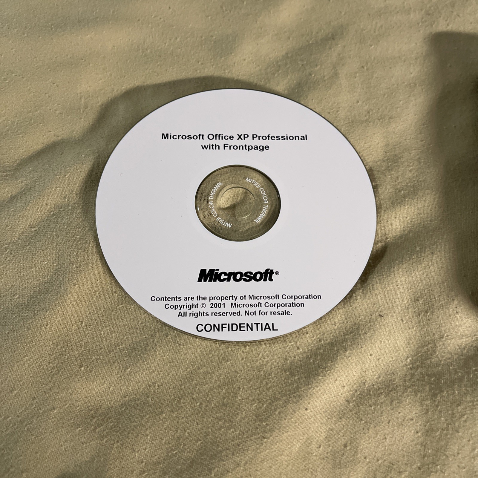 microsoft office xp professional with Front Page Disc Only
