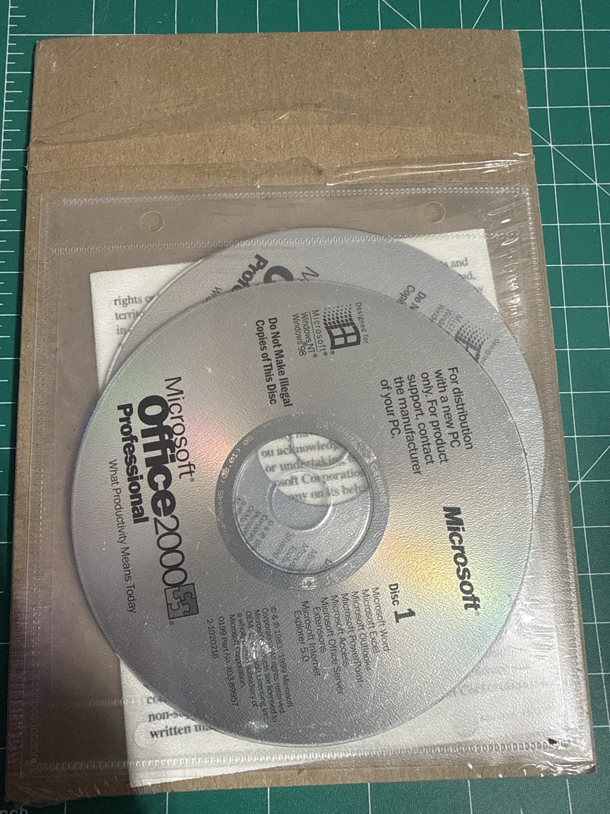 MS Microsoft Office 2000 Professional Student Edition Full w/ Product Key