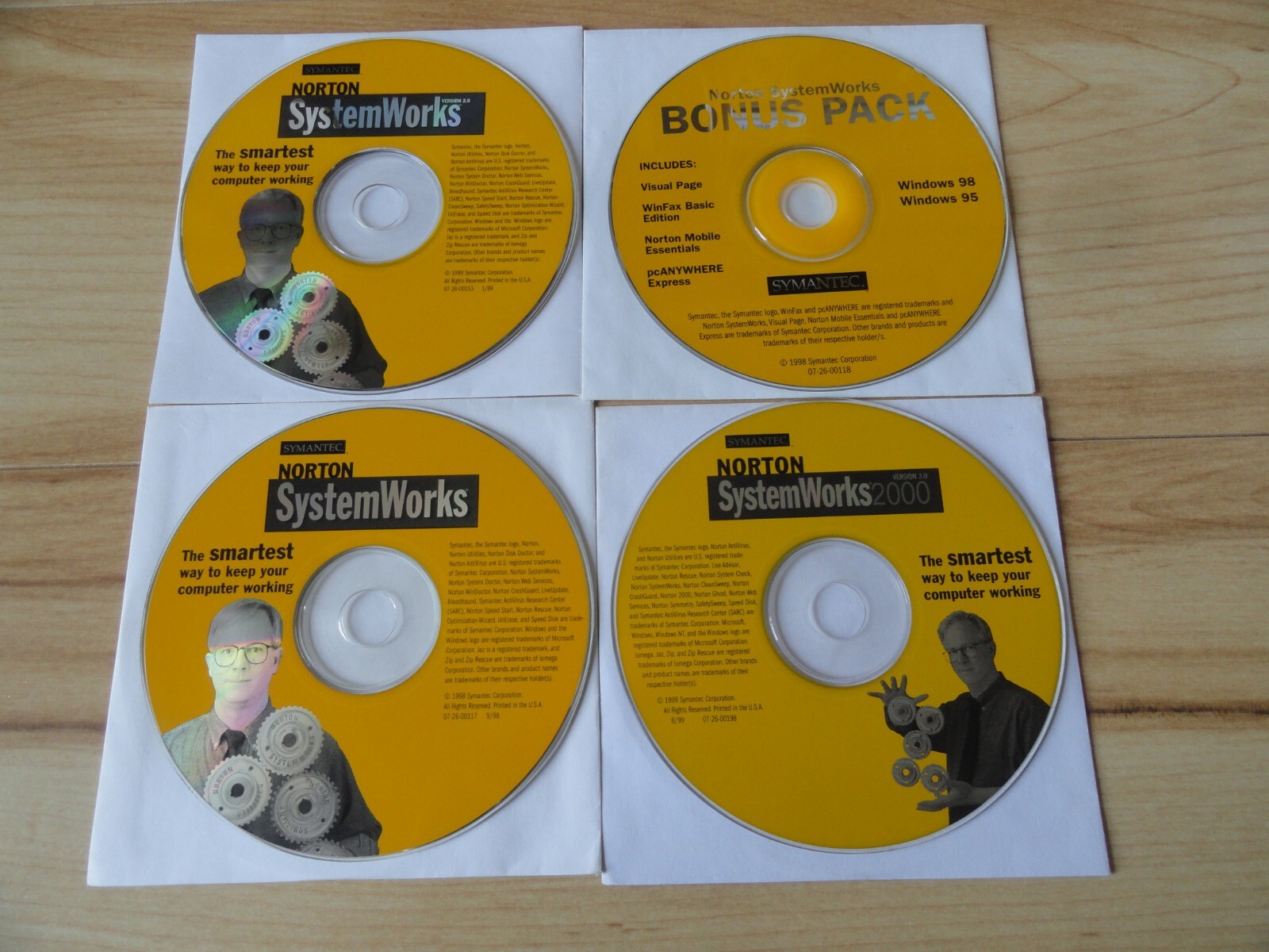 NORTON SYSTEM WORKS 4 DISKS – 1998 – 2.0 1999 – 3.0 2000 AND BONUS PACK
