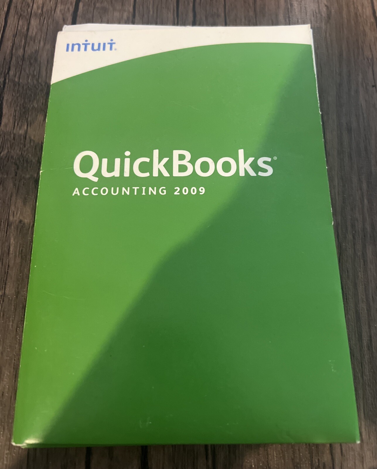 Intuit QuickBooks Accounting Pro 2009 with Key CD for Win XP / Vista