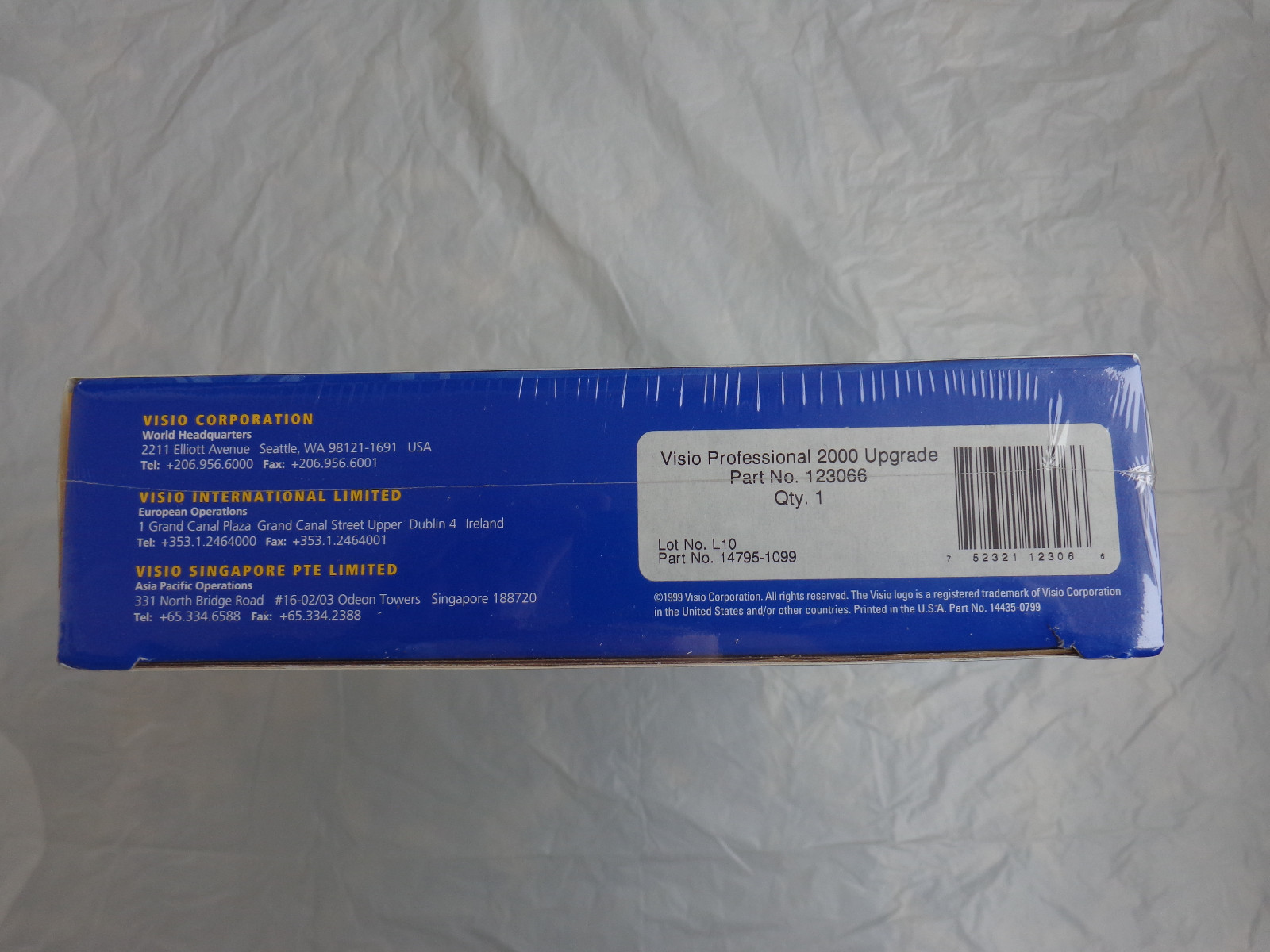 Visio 2000 Professional Upgrade (New! Factory sealed retail box)