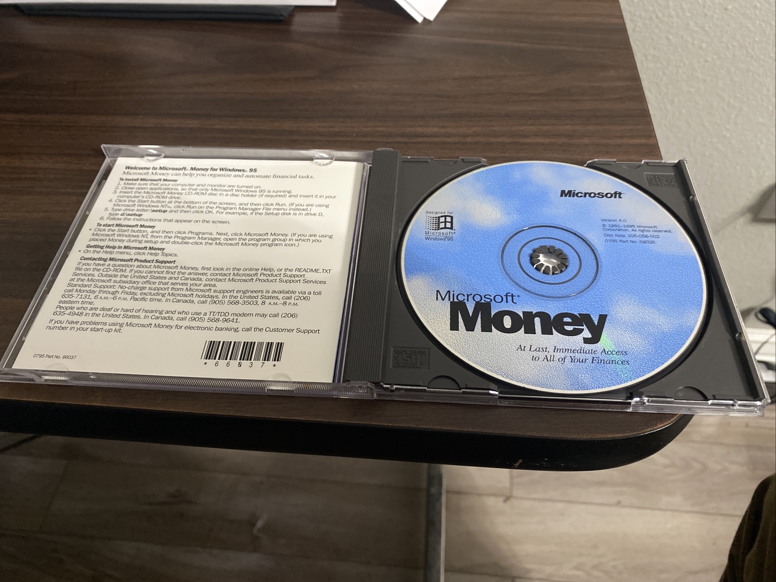 Vtg Computing Microsoft Money Ver 4.0 Designed For Windows 95 Retro Computer App