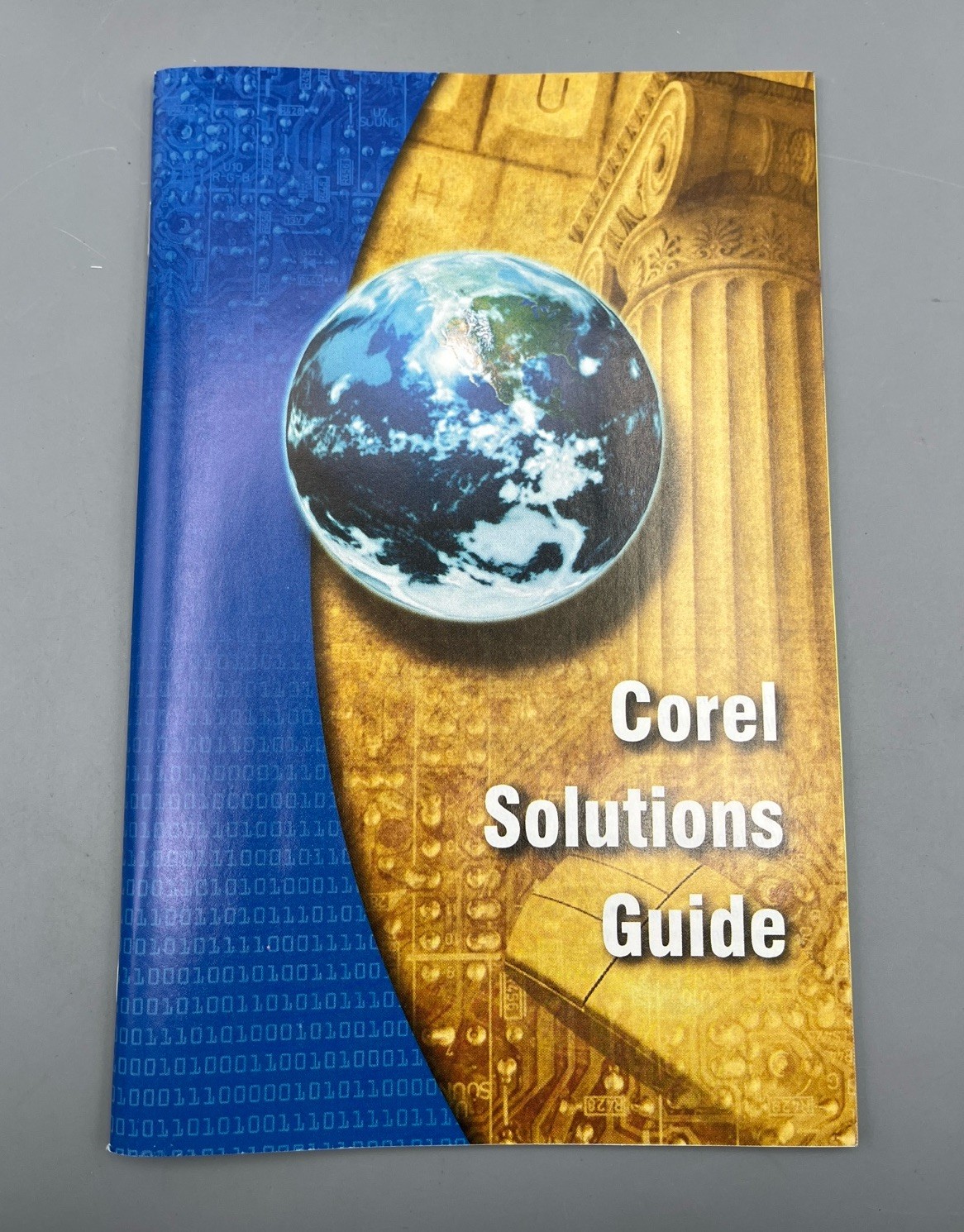 Corel Paradox 9 Database Software CD-ROM + Manual + Paperwork In Box