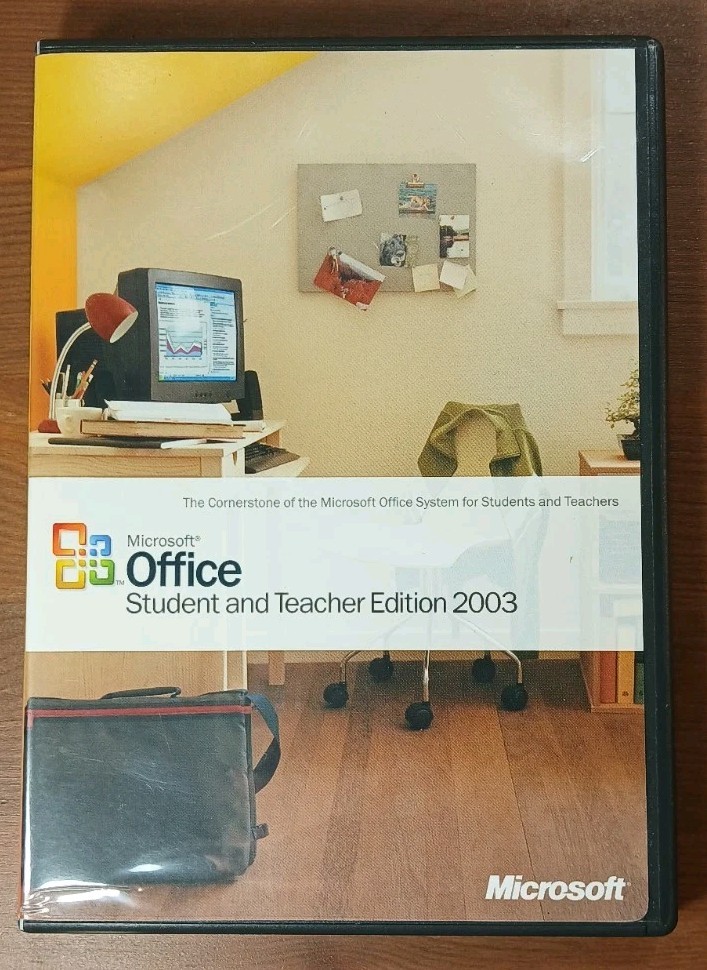 Microsoft Office 2003 – Student and Teacher Edition Genuine Near Mint Condition