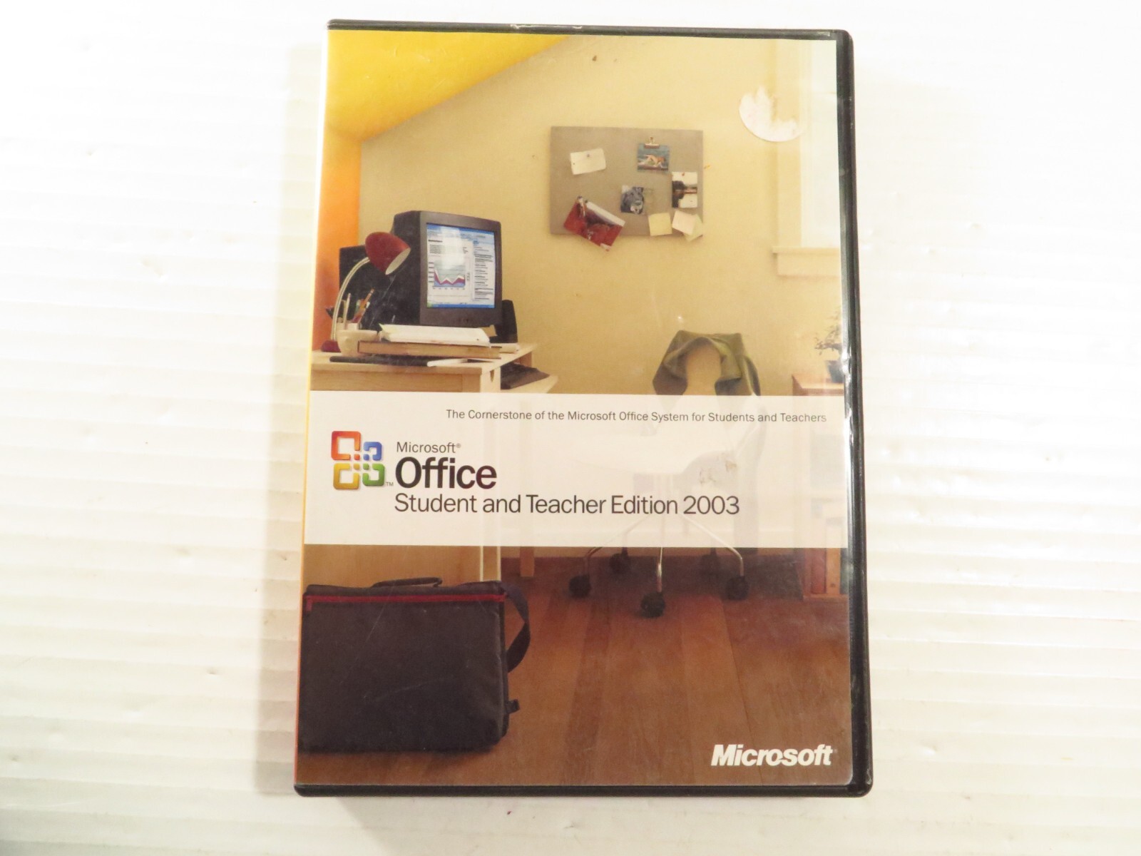 Microsoft Office 2003 Student and Teacher Edition ( w/ Product Key + CD)
