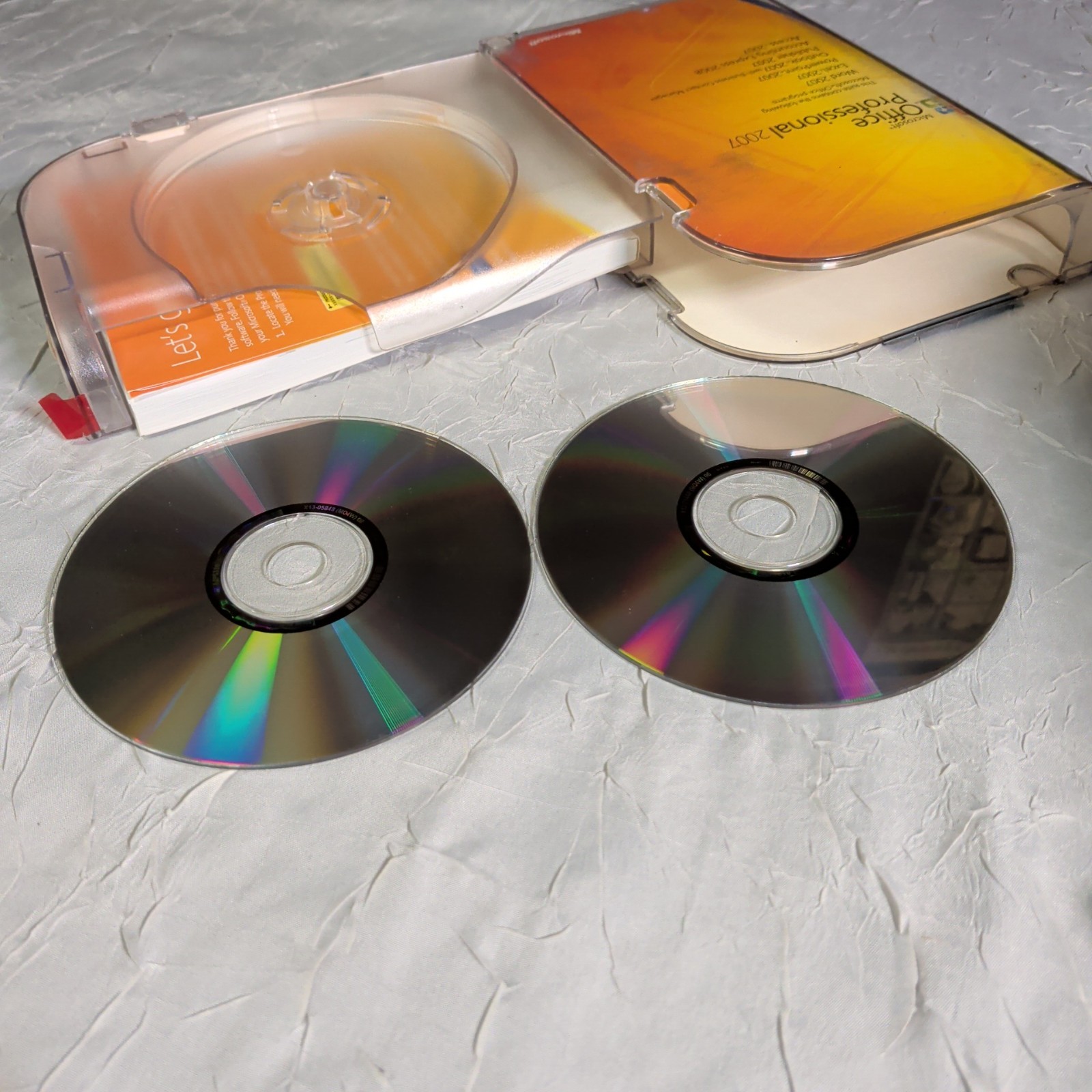 Microsoft Office 2007 Professional Full English Retail Version w/ Product Key