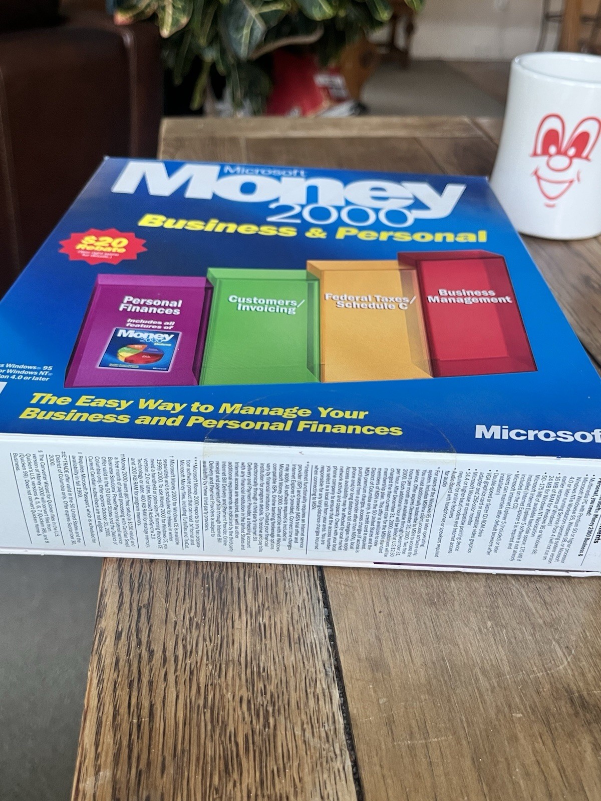 Microsoft Money 2002 Deluxe Open Retail Box DVD & Case – Box Cut