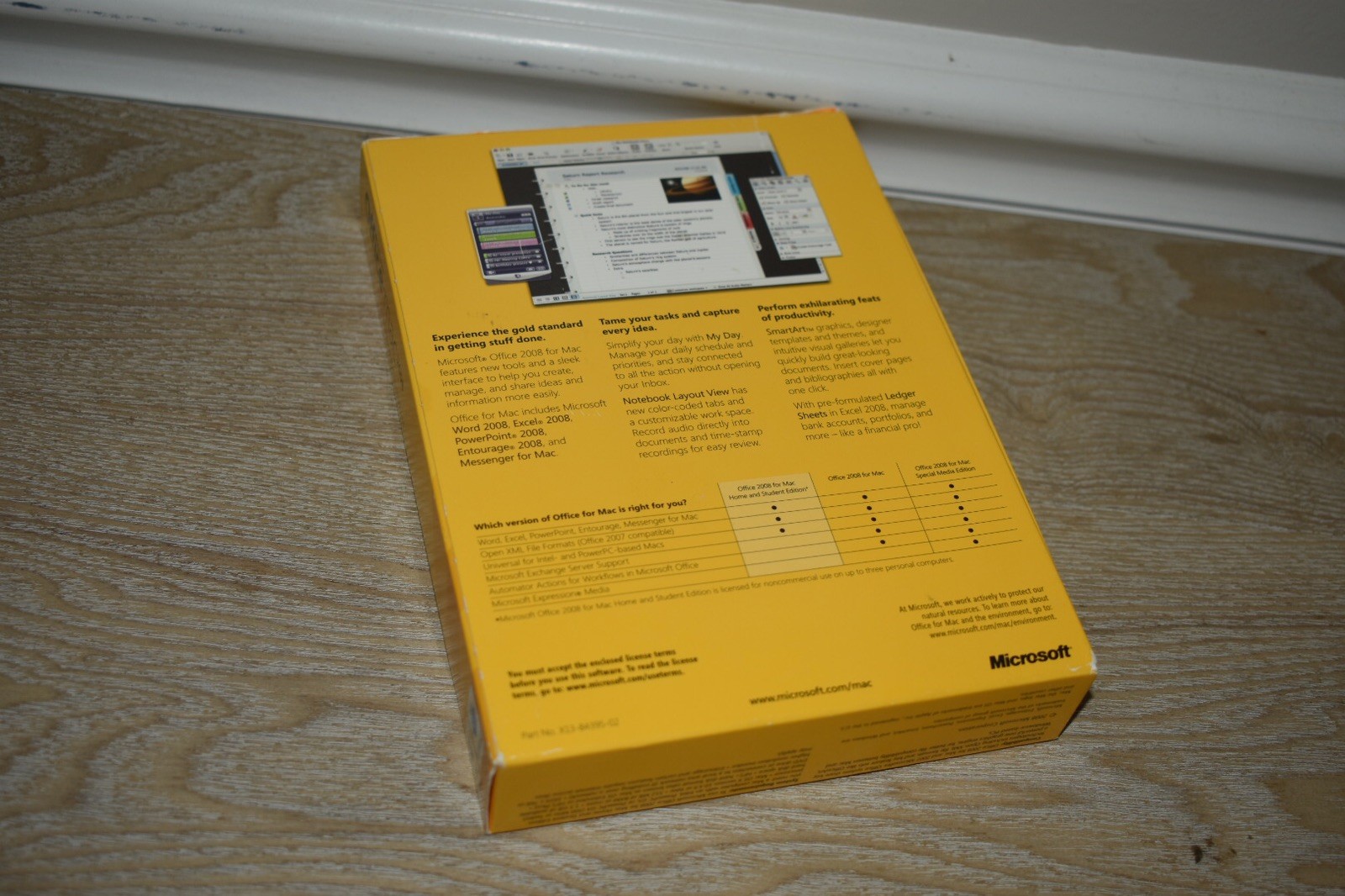 Microsoft Office Mac Home & Student 2008 With 3 Product Keys. Great Condition