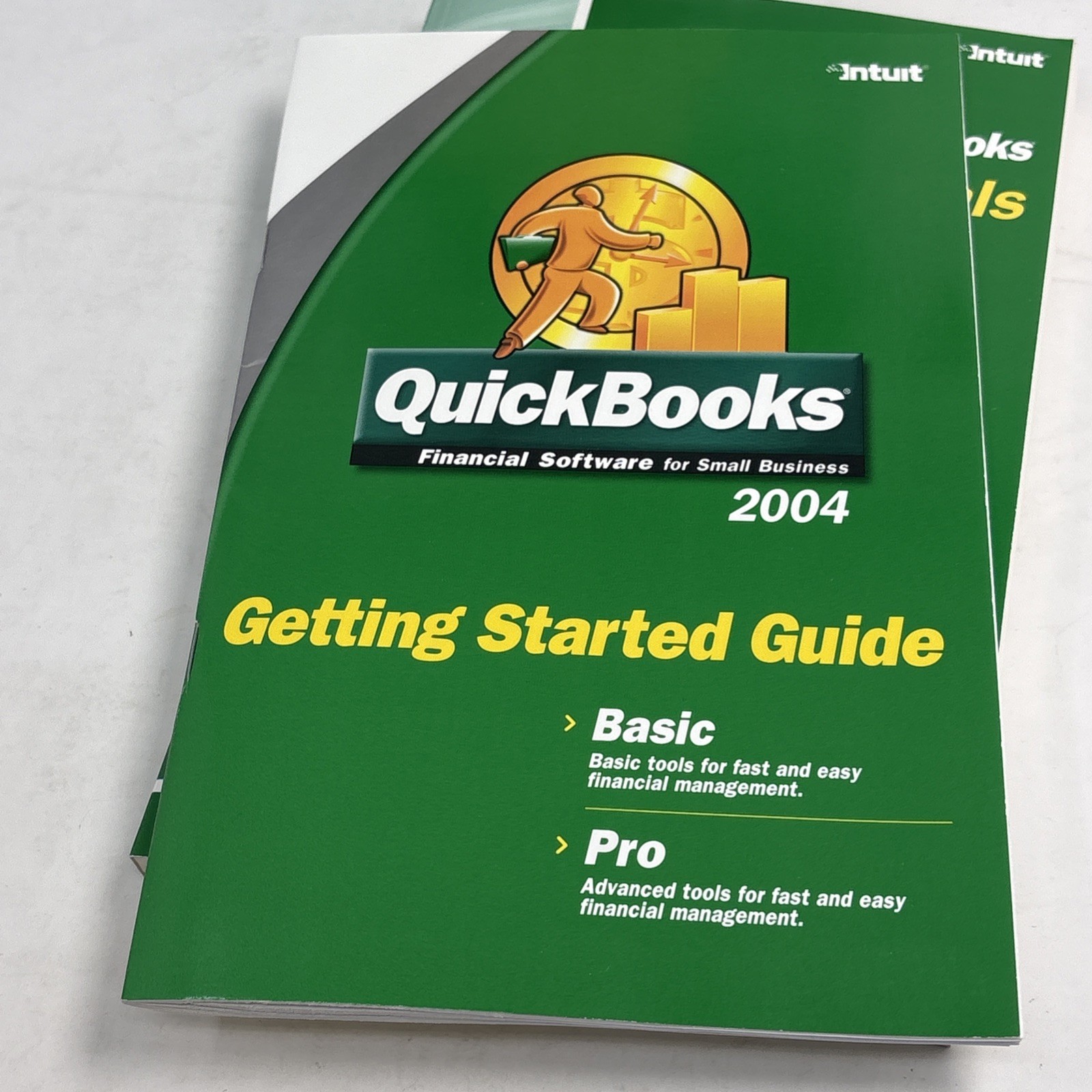 Intuit QuickBooks Pro 2004 with License Key for Windows 98/ME/2000/XP In Box