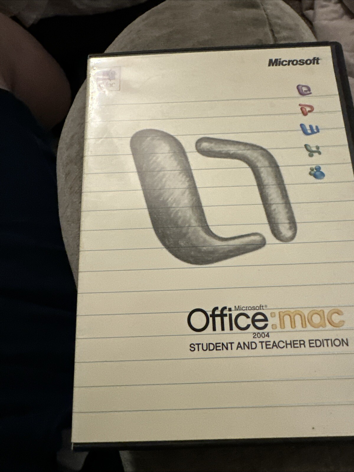 Microsoft Office Mac 2004 Student and Teacher Edition Software 3 keys w/ booklet