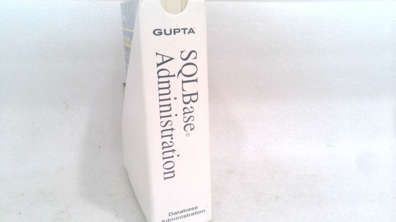 GUPTA SQLBASE ADMINISTRATION, VERSION 6.0, SOFTWARE AND 3 GUIDE/REFERENCE BOOKS