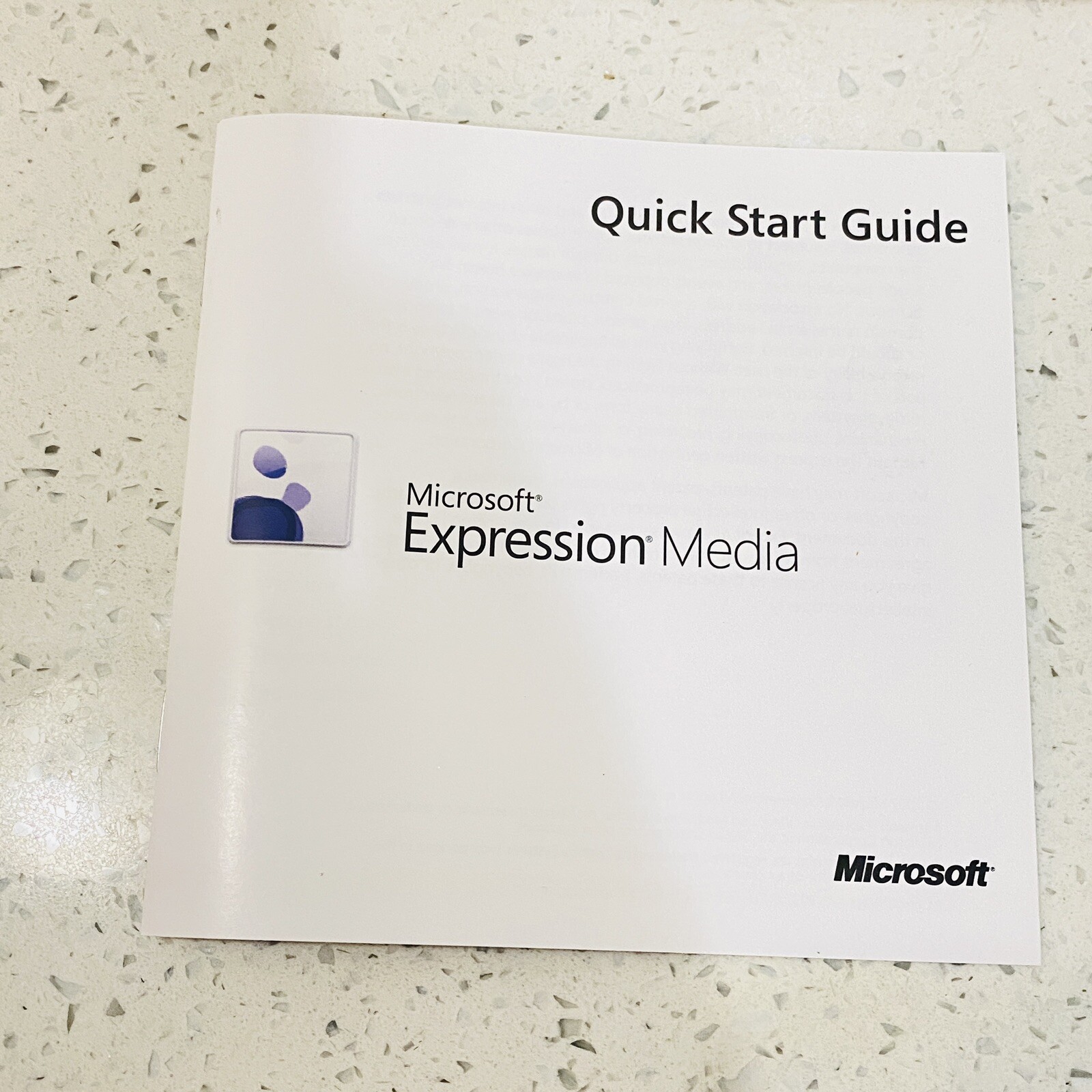 Microsoft Office: mac 2008 Microsoft Expression Media Japanese w/ Product Keys
