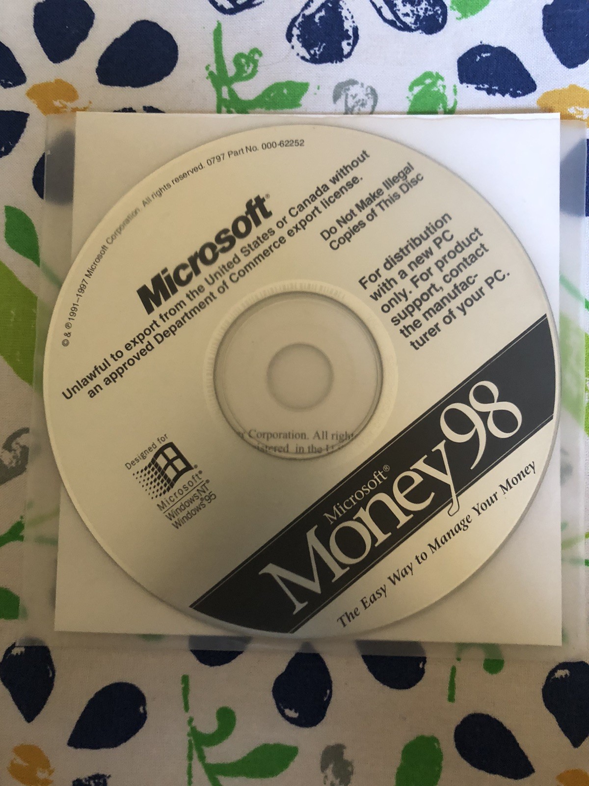 MICROSOFT MONEY 98 CDROM ONLY – LN