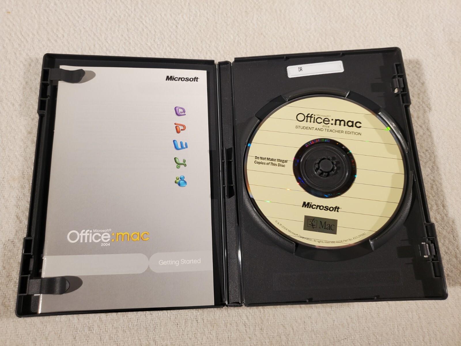 Microsoft Office 2004 Student Edition for Apple Mac OS X full version 3 Licenses