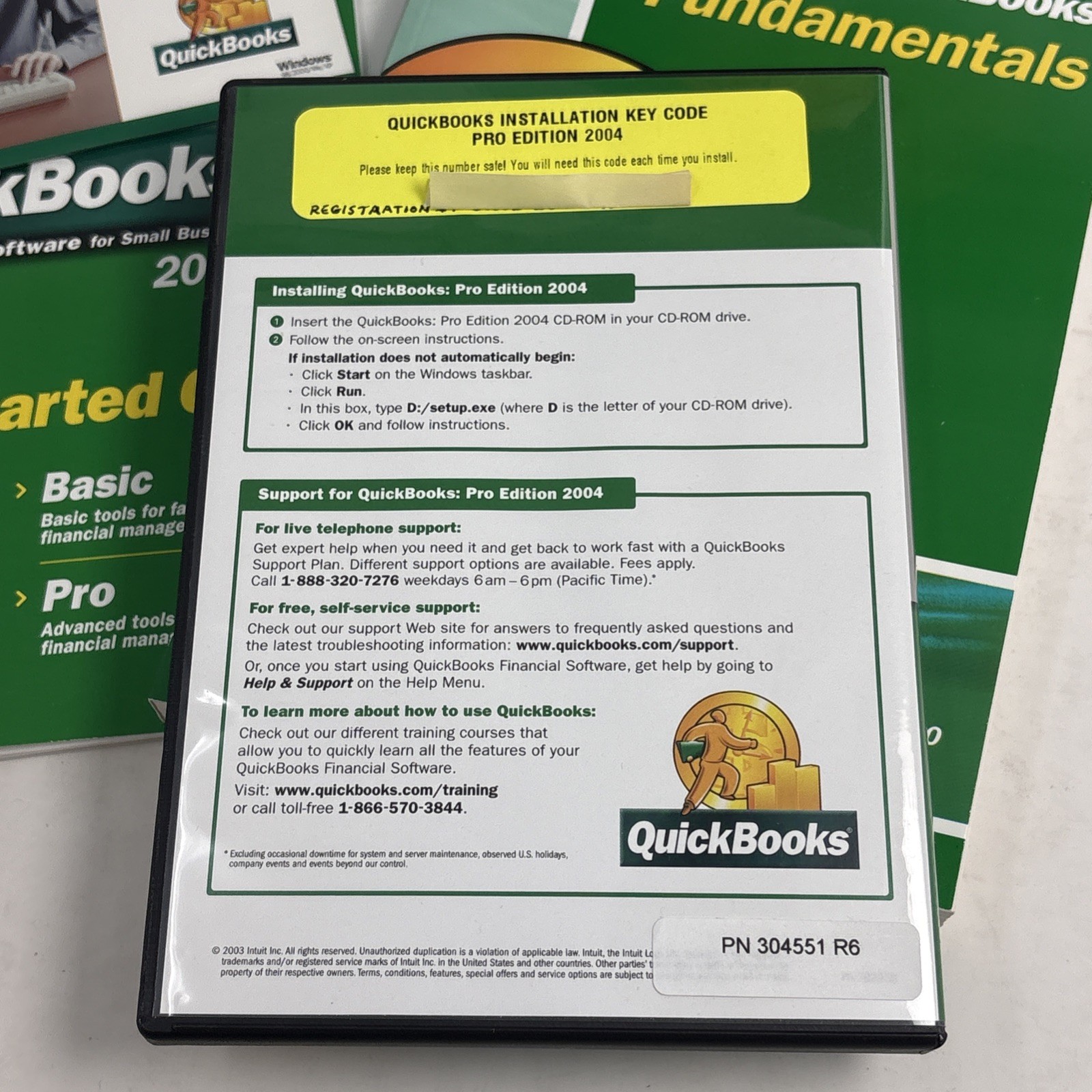 Intuit QuickBooks Pro 2004 with License Key for Windows 98/ME/2000/XP In Box