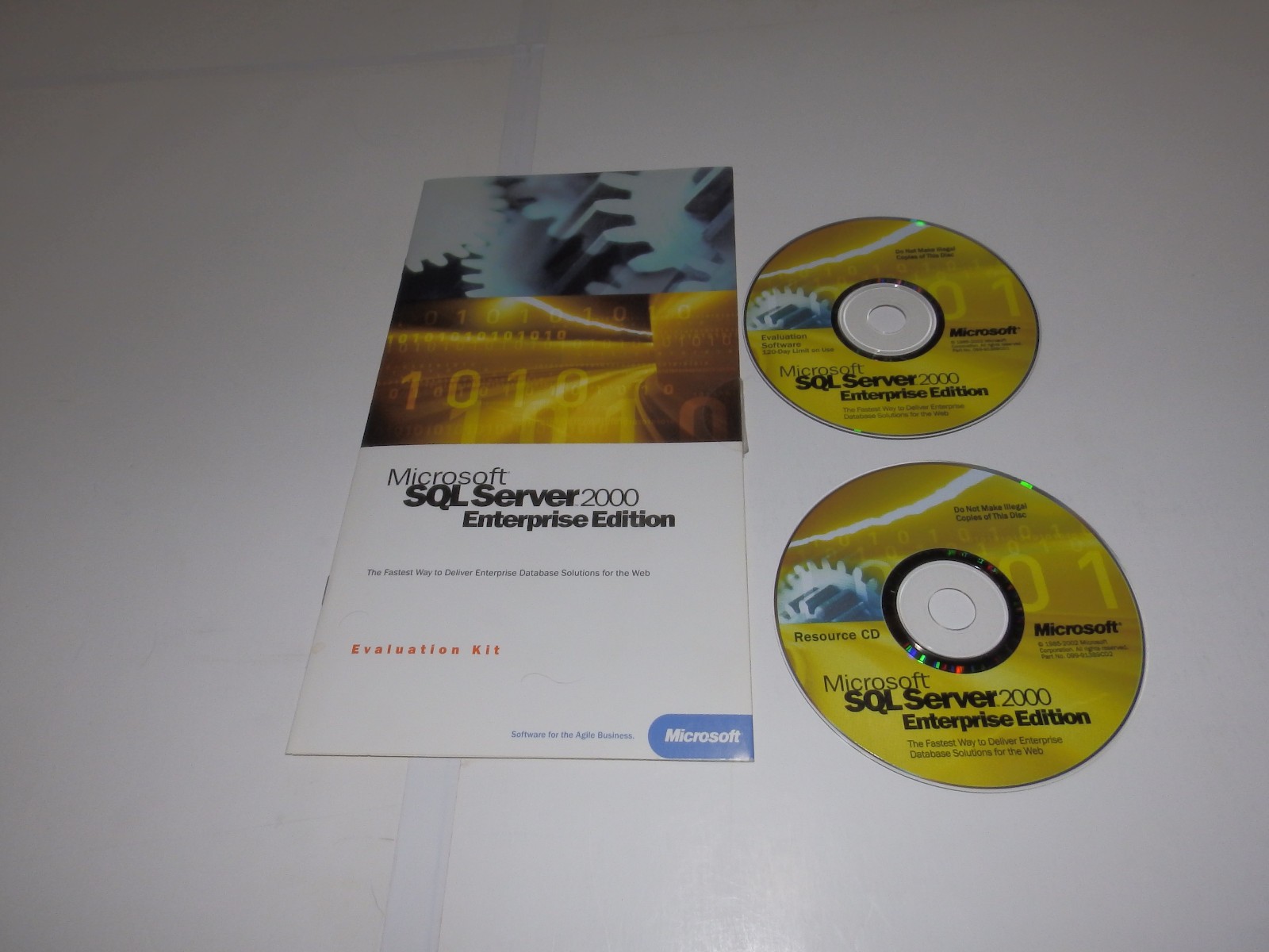 Vintage Software – Microsoft SQL Server v6.5 & v4.21 (full), v2000 EE (eval kit)