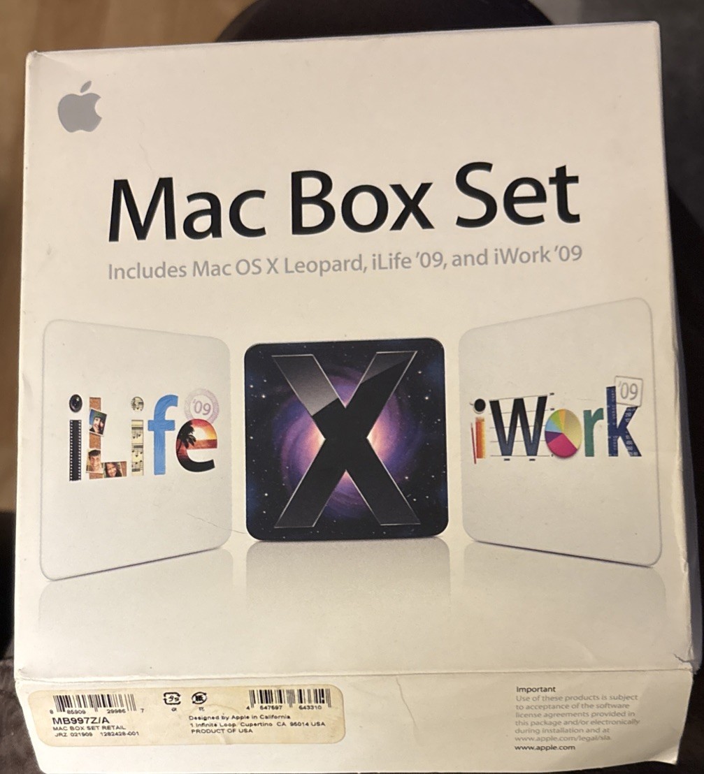 Mac Box Set – OS X 10.5.6 , iWork ’09, iLife ’09 (MB997Z/A)