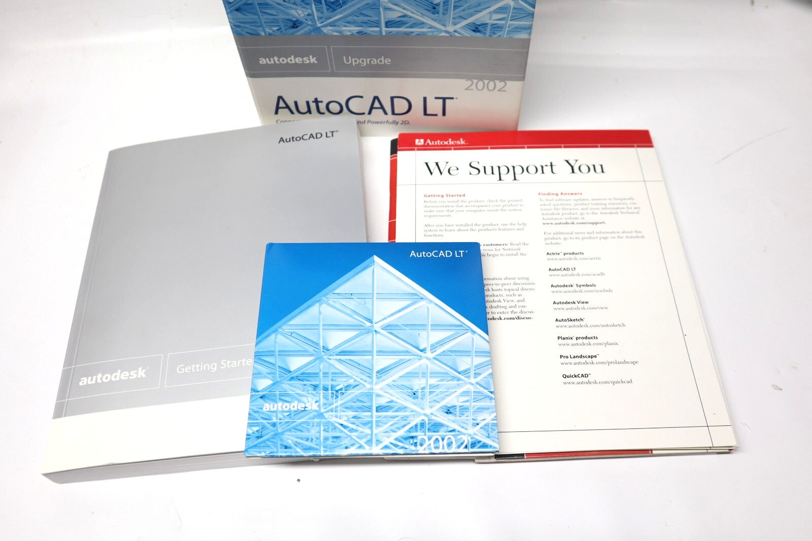 Autocad LT 2002 Autodesk Upgrade W/ Original Box
