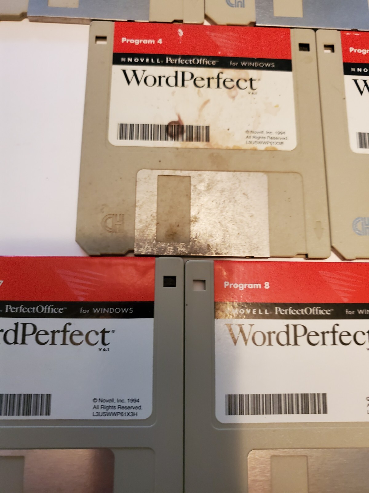 Novell WordPerfect for Windows lot of 11 – 3.5″ HD Diskettes – 1994