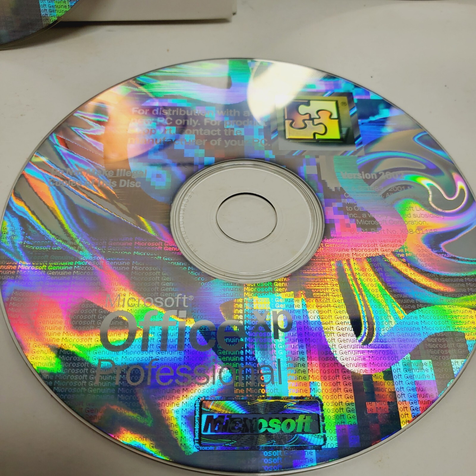 3 Disc Microsoft Office XP Professional + Publisher 2002 Version W/ Product Key