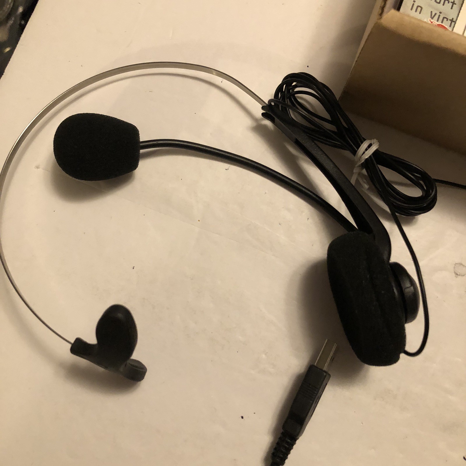 Dragon Naturally Speaking Preferred USB Version 4 Continuous Speech Recognition