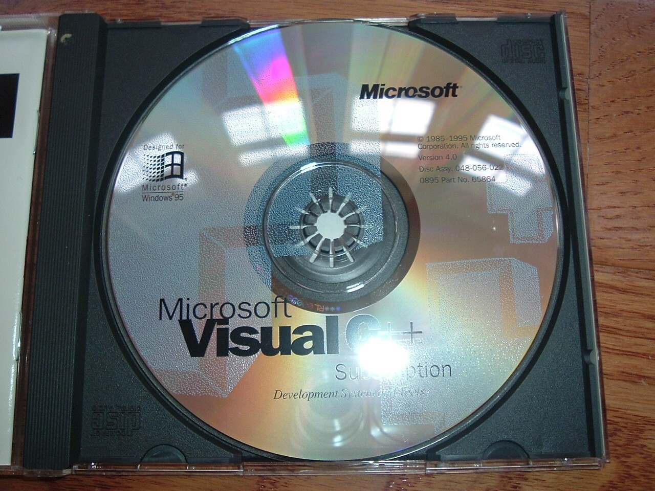 Microsoft Visual C++ 4.0 Subscription – original CD with CD KEY, 1995 edition