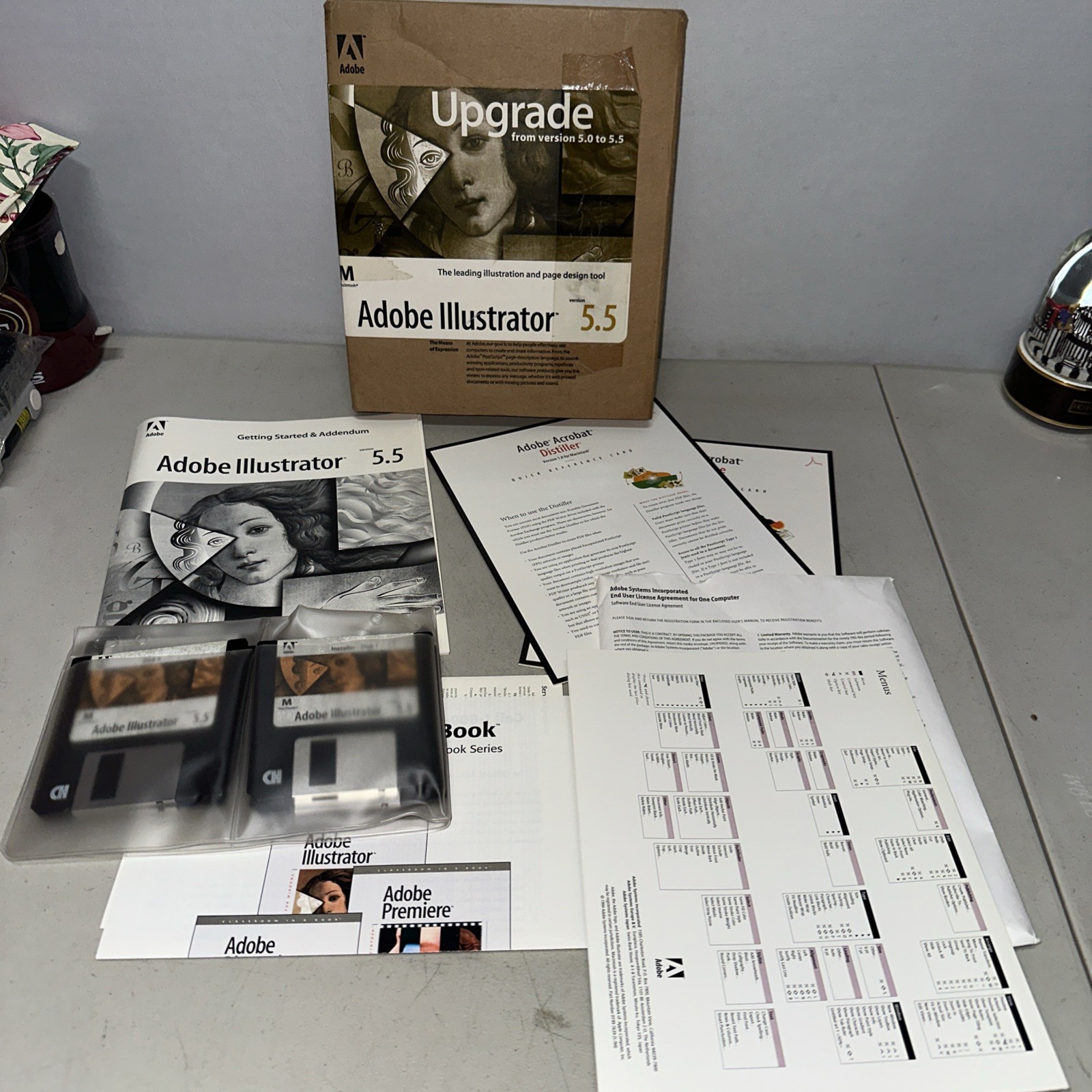✅ Adobe Illustrator~5.5~Macintosh~1994~3.5″ Floppy Disks With Manuals Disks 1-7