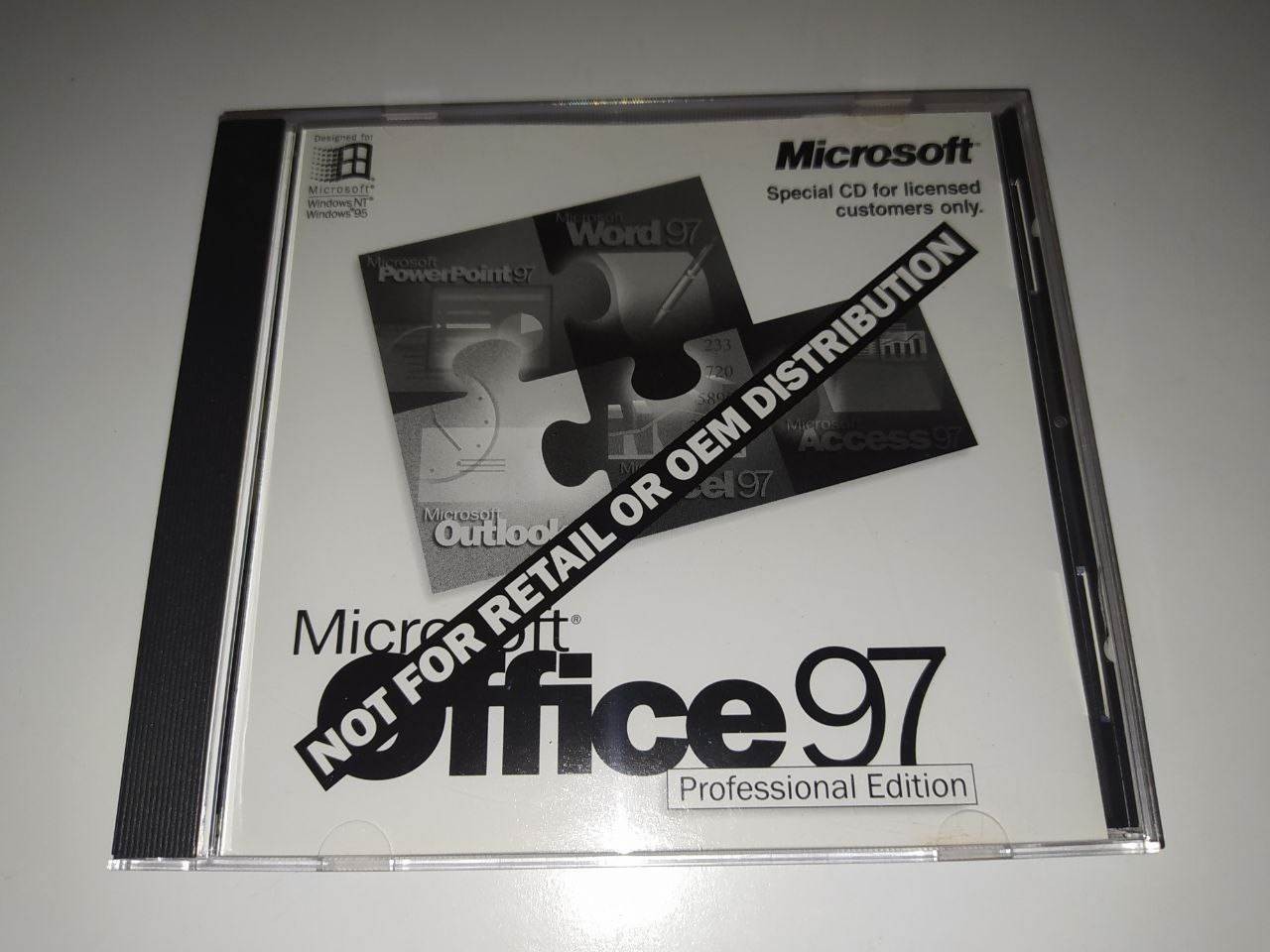 Microsoft Office 97 Professional Edition CD for Windows 95 98 NT WITH KEY TESTED