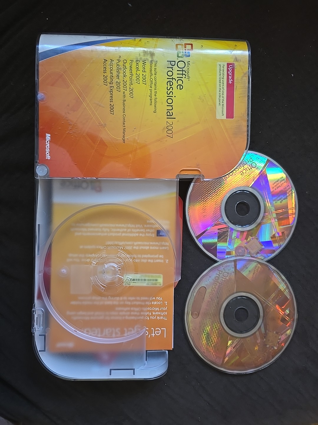 Microsoft Office Professional 2007 Academic Version w/ Product Key License Code