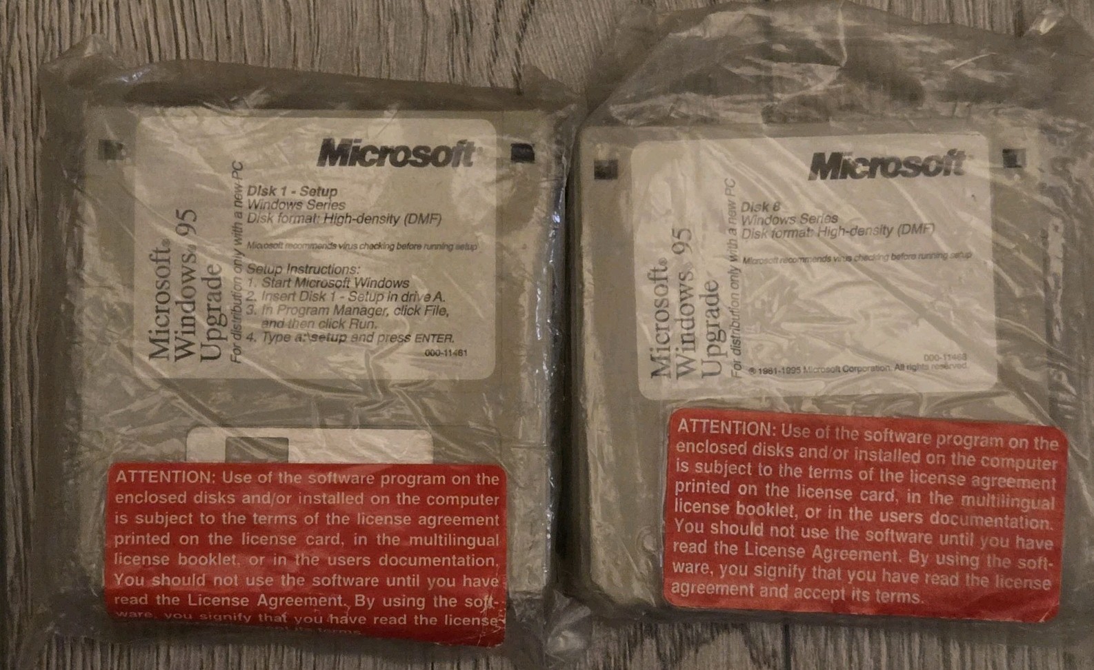 Microsoft Windows 95 Upgrade With 13 Floppy Disks New Sealed