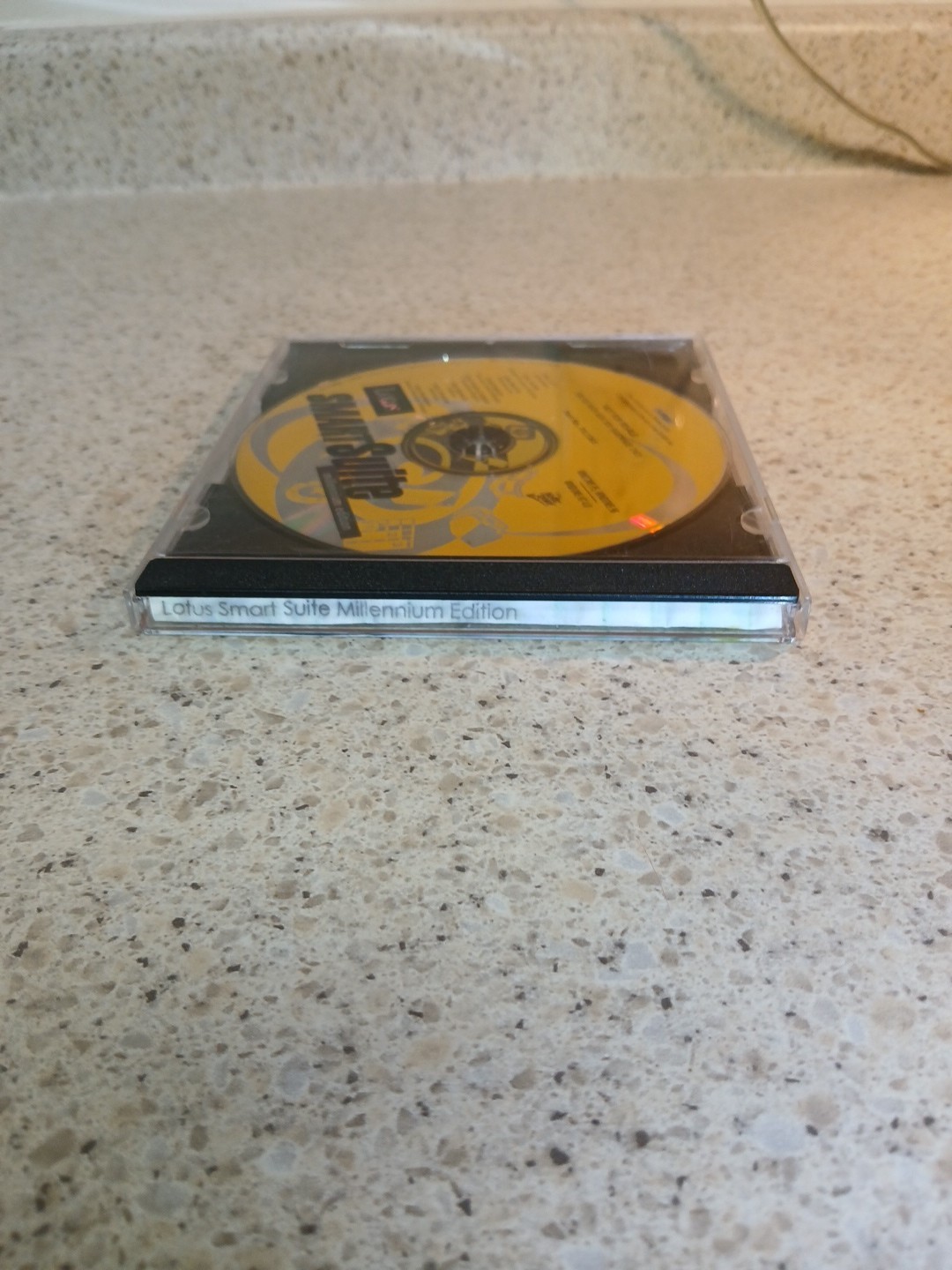 IBM Lotus SmartSuite Millennium Edition Windows 95/98/NT 4.0 CD-ROM DISC ONLY