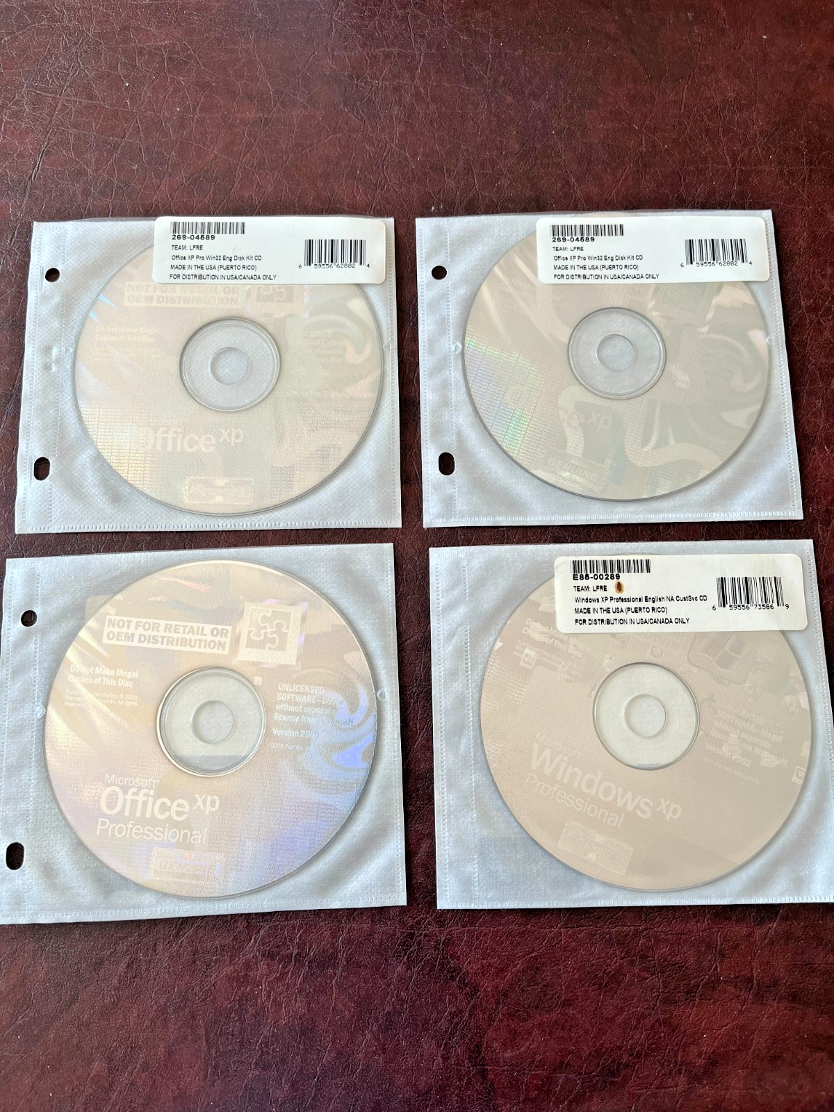 Set of 4 CDs Microsoft Office XP & Windows XP, 2 w/Product Keys, Version 2002